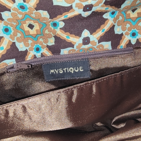 Mystique beaded envelope clutch bag - Picture 5 of 10